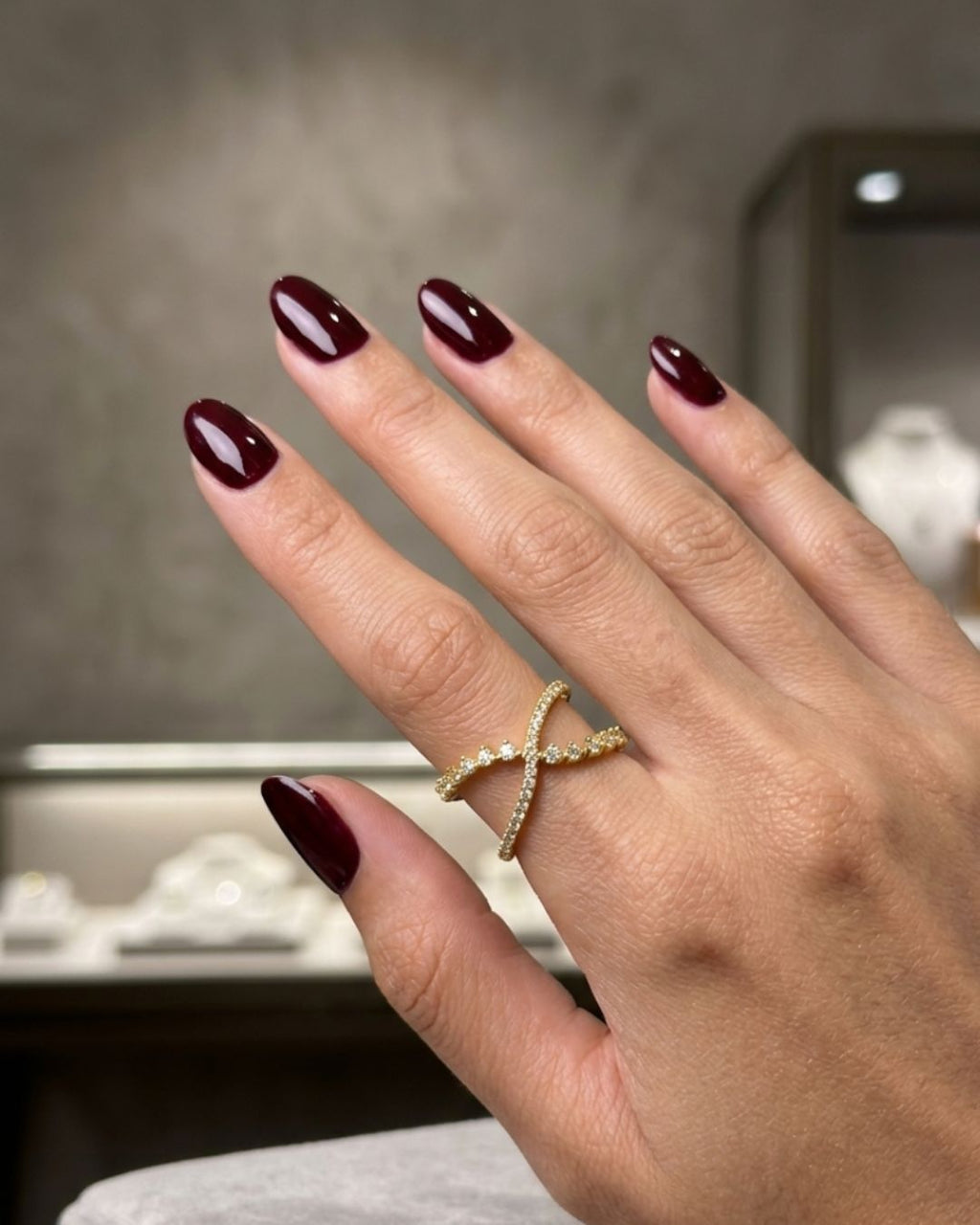 Anel X Ondulado Diamantes em Ouro 18K